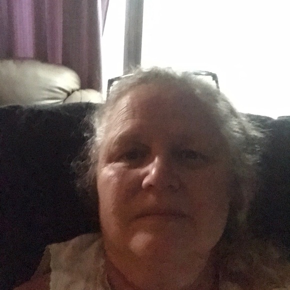 Meet your Posher, Deborah - Picture 1 of 1